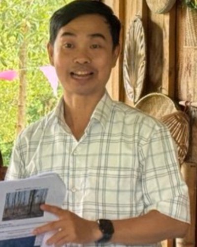 Portrait of Mr. Eam Dyna